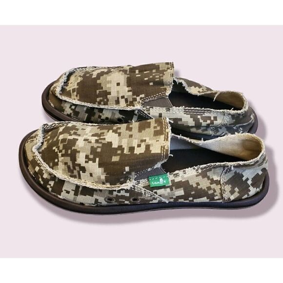 Sanuk Vagabond Slip On Canvas Sidewalk Surfers Shoes Size 5 US Digital Camo - Picture 4 of 8